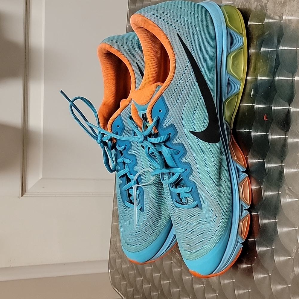Nike aqua bble mesh size 13 men sneaker